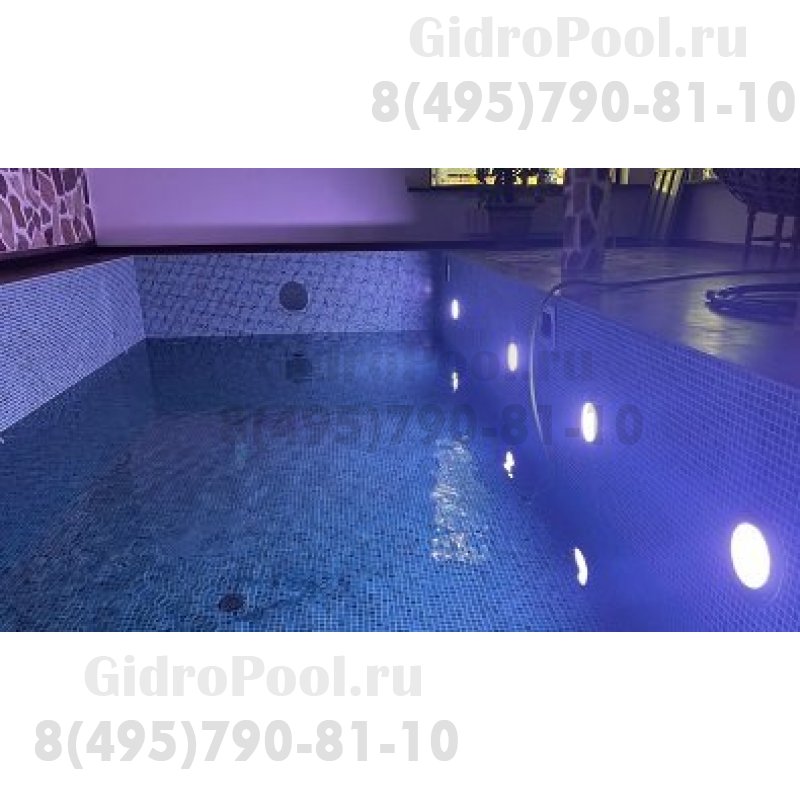 Освещение в бассейне